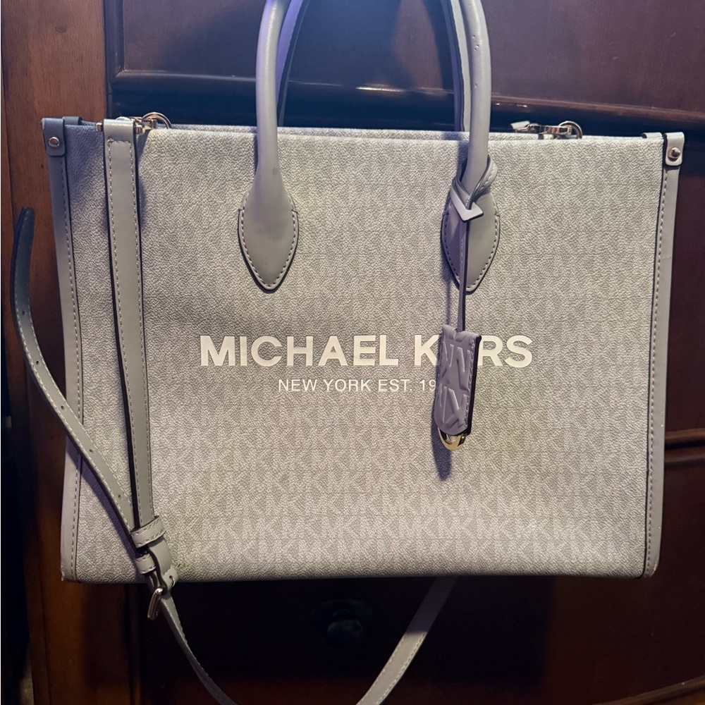 Michael Kors Mirella Medium Tote Bag